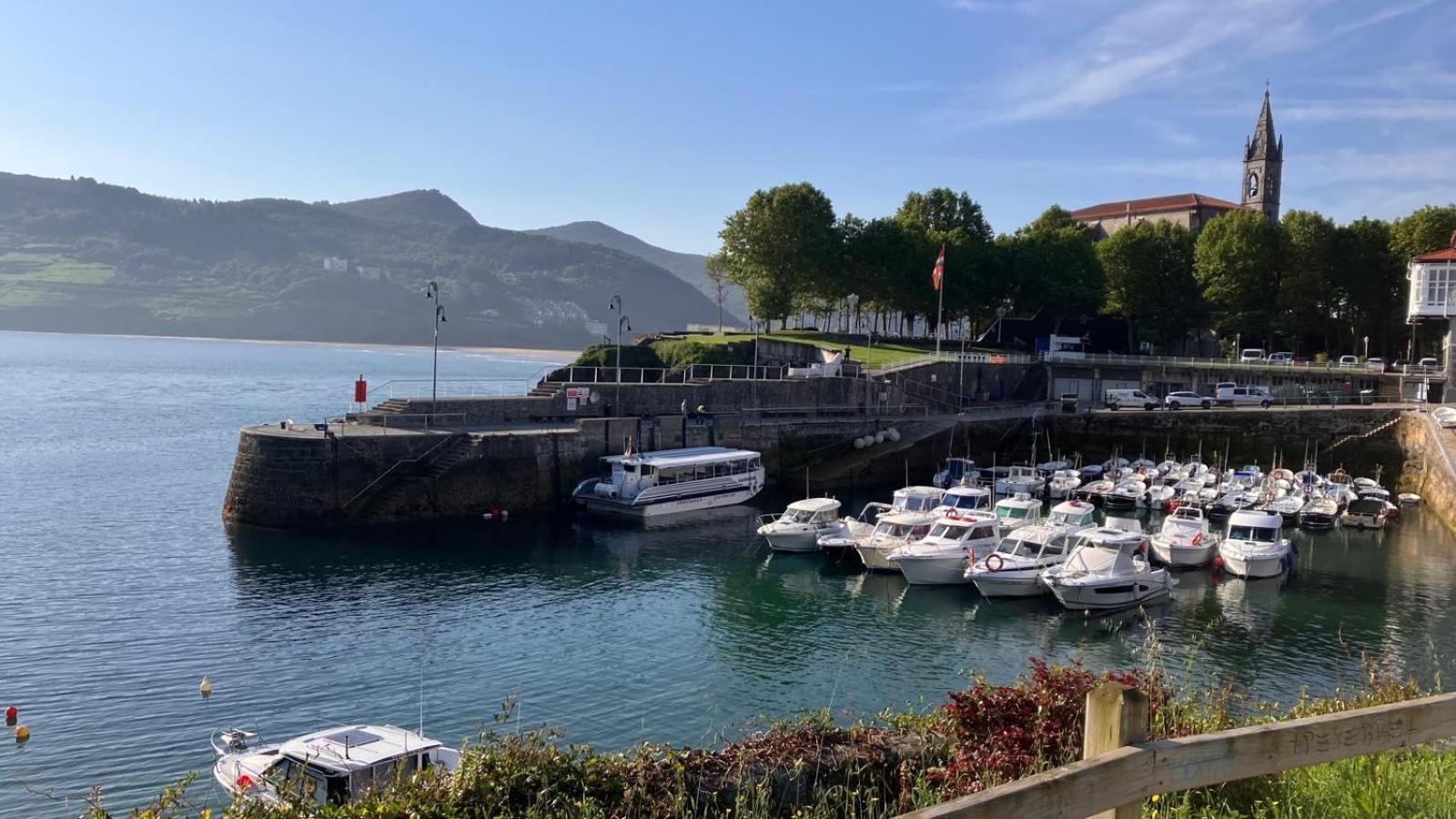 Duplex 122M2, 4 Dormitorios, 2 Banos Completos, Wifi 1Gb Mundaka Exteriör bild