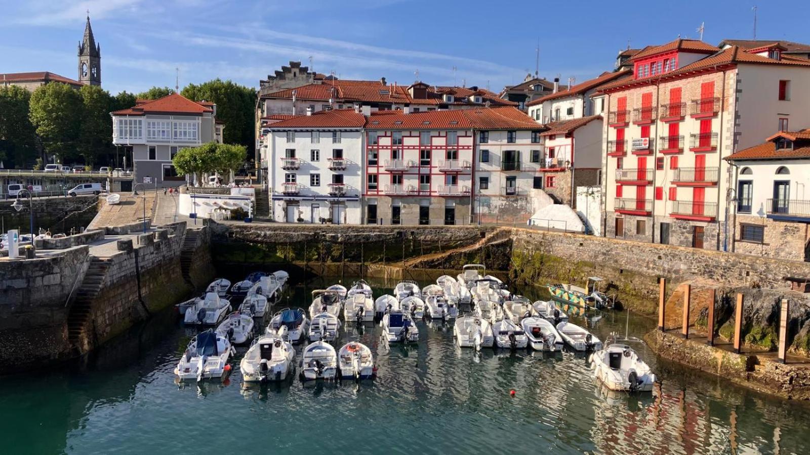 Duplex 122M2, 4 Dormitorios, 2 Banos Completos, Wifi 1Gb Mundaka Exteriör bild